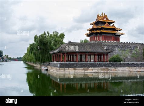 Het Tongzi-Paviljoen: Een architecturaal juweel met een rijke geschiedenis!