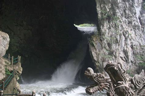 De Tunnels van Anshun: Een ondergrondse wereld vol wonderen en historie!